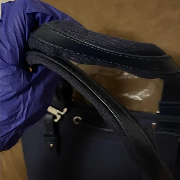 Yves Saint Laurent Dark Blue Tote with Gold Logo - Picture 7 of 17